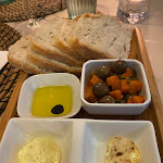 Photo n°3 de l'avis de Ana.u fait le 25/05/2023 à 22:31 sur le  Ai Mãe à Tavira