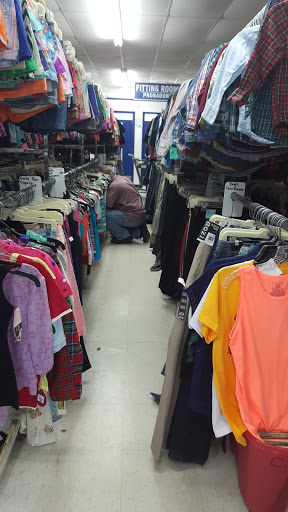 Thrift Store «Last Chance Thrift Store», reviews and photos, 36500 US Hwy 19 N, Palm Harbor, FL 34684, USA