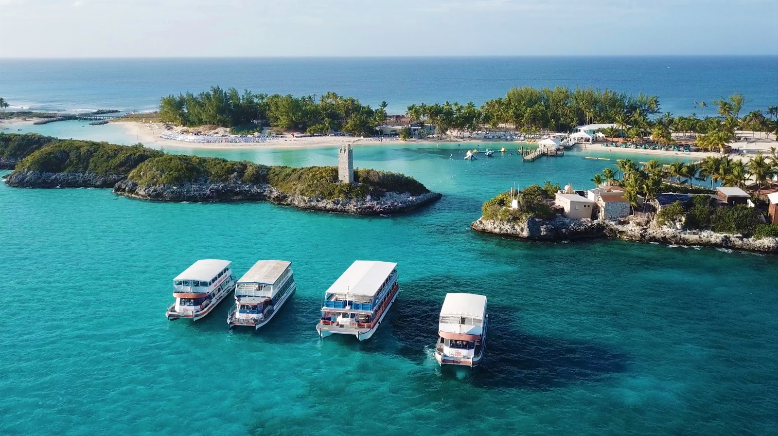 Blue Lagoon Island Beach 🏖️, Salt Cay (The Bahamas) see all features, photos, reviews