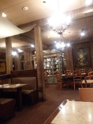 Hotel «Caribbean Cove Hotel & Conference Center», reviews and photos, 3850 Depauw Blvd, Indianapolis, IN 46268, USA