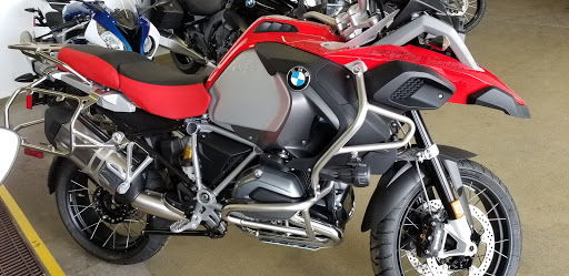 BMW Motorcycle Dealer «BMW Motorcycles Southeast Michigan», reviews and photos, 14855 Sheldon Rd, Plymouth, MI 48170, USA