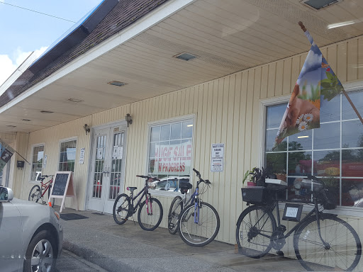 Thrift Store «Thrift Avenue Thrift Store», reviews and photos, 1217 Sunset Blvd, West Columbia, SC 29169, USA