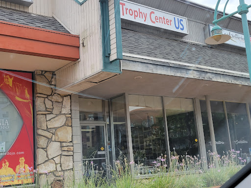 Trophy Center US