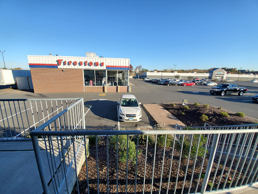 Tire Shop «Firestone Complete Auto Care», reviews and photos, 1145 Tolland Turnpike, Manchester, CT 06042, USA