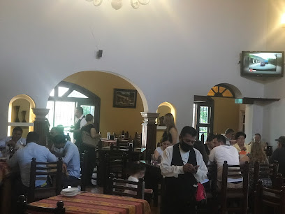 Restaurant La Casona - Av. Circunvalación 100, El Llano 2, 59514 Jiquilpan de Juárez, Mich., Mexico