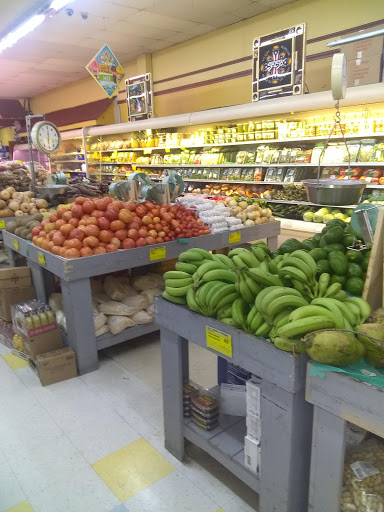 Grocery Store «Bravo Supermarkets», reviews and photos, 2435 US Hwy 98 N, Lakeland, FL 33805, USA