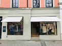 Antique shops for sale in Munich