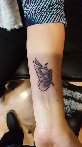 Tattoo and Piercing Shop «Evil by the Needle Custom Tattoo and Piercing Studio», reviews and photos, 1500 S Walnut St, Bloomington, IN 47401, USA