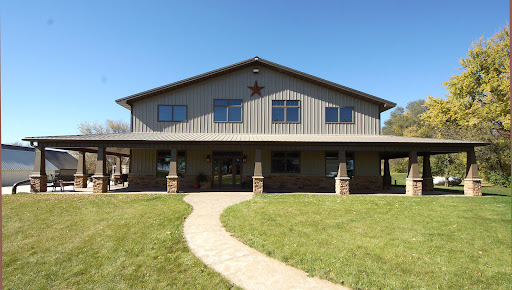 Roofing Contractor «Robison Construction», reviews and photos, 1238 Lake Ave NE, Cedar Rapids, IA 52402, USA