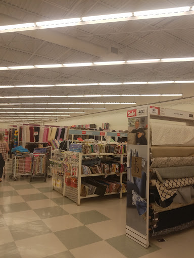 Fabric Store «Jo-Ann Fabrics and Crafts», reviews and photos, 413 N Milwaukee Ave Unit 500, Vernon Hills, IL 60061, USA