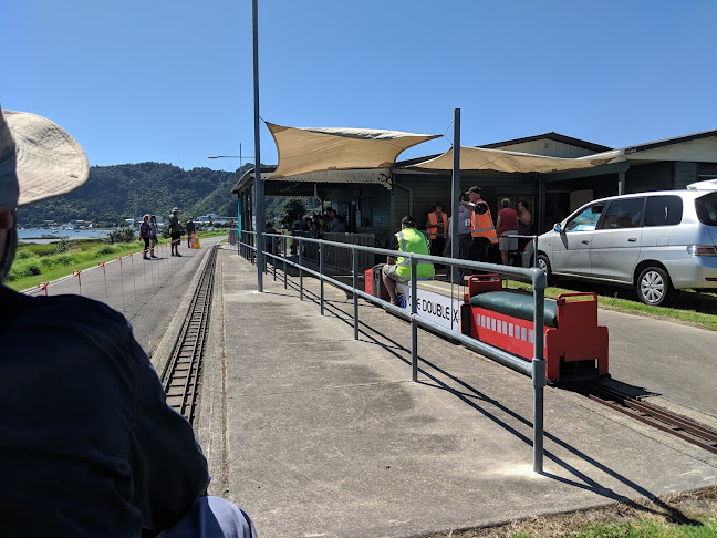 Comments and reviews of Whakatane Miniature Railway and Skatepark