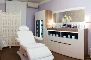 Eclectica Hair & Beauty Beauty Salon image
