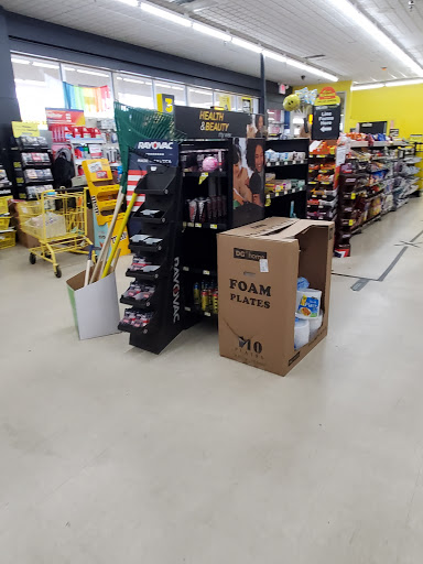 Discount Store «Dollar General», reviews and photos, 1 Price Chopper Plaza, Mechanicville, NY 12118, USA