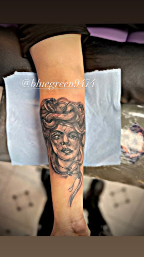 Explore locket tattoo ideas, creative tattoo ideas in El Paso, available at R&R tattoo and piercing studio