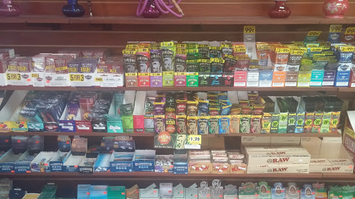 Tobacco Shop «The Hideaway Smoke Shop», reviews and photos, 5275 Red Bug Lake Rd #125, Winter Springs, FL 32708, USA