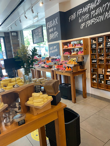 Cosmetics Store «Lush», reviews and photos, 9595 Six Pines Dr, The Woodlands, TX 77380, USA