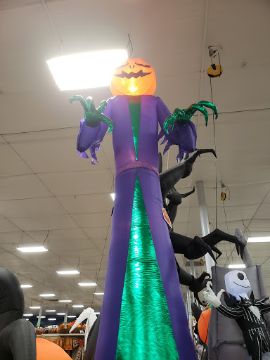 Home Goods Store «At Home», reviews and photos, 2000 Casteel Dr, Coraopolis, PA 15108, USA