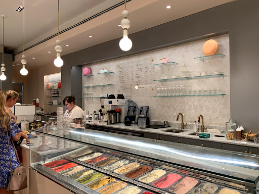 Dessert Shop «Sucré», reviews and photos, 3025 Magazine St, New Orleans, LA 70115, USA