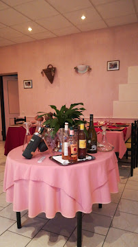 Atmosphère du Restaurant HÔTEL DU PONT à Thoré-la-Rochette - n°6