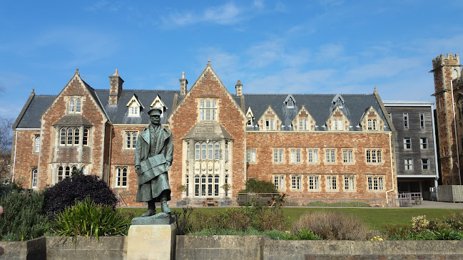 Reviews of Clifton College in Bristol - University