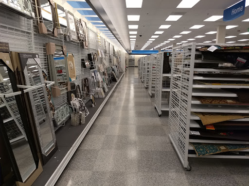 Clothing Store «Ross Dress for Less», reviews and photos, 1316 Butterfield Rd, Downers Grove, IL 60515, USA