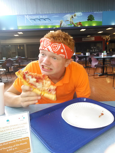 Shopping Mall «Mounds Mall», reviews and photos, 2109 S Scatterfield Rd, Anderson, IN 46016, USA