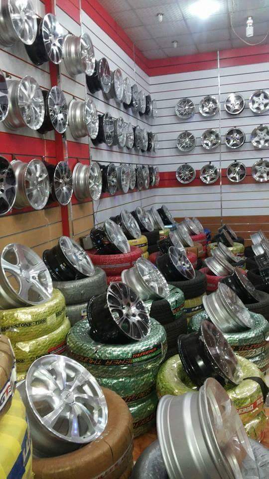 Gallery Sultan rims, tires and batteries