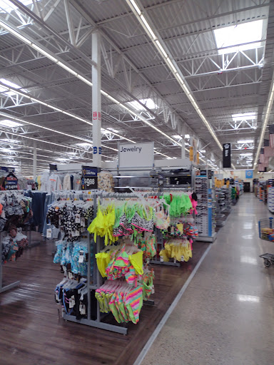 Shopping Mall «Foothills Mall», reviews and photos, 7401 N la Cholla Blvd, Tucson, AZ 85741, USA