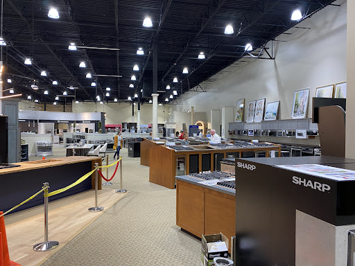 Furniture Store «Jeff Lynch Appliance & TV Ctr», reviews and photos, 17 Roper Mountain Road, Greenville, SC 29607, USA