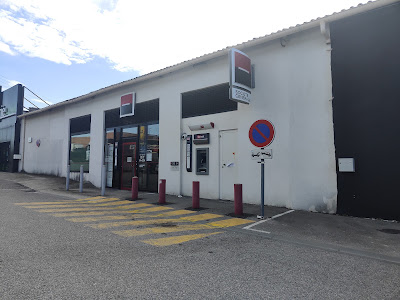 SG à La Fare-les-Oliviers