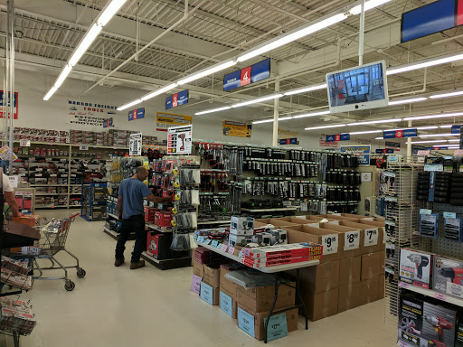 Hardware Store «Harbor Freight Tools», reviews and photos, 374 Mall Cir Dr, Monroeville, PA 15146, USA