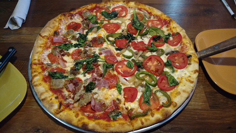 #1 best pizza place in Sevierville - Nino's Pizzeria & Eatery