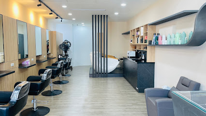ZAZA Hair Salon（東港）