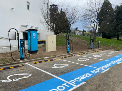 Borne de recharge de véhicules électriques Power Dot Station de recharge Aix-les-Bains
