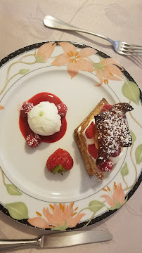 Plats et boissons du Restaurant gastronomique Le Château d'Epluches à Saint-Ouen-l'Aumône - n°3