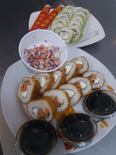 Fusion sushi delivery - Restaurante