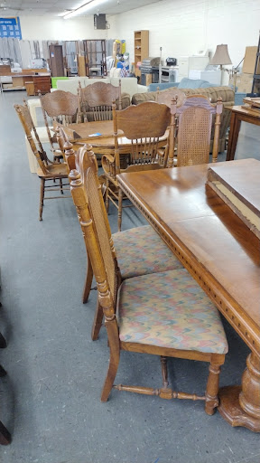 Non-Profit Organization «Society of St. Vincent de Paul - Mesa Thrift Store», reviews and photos, 2352 W Main St, Mesa, AZ 85201, USA