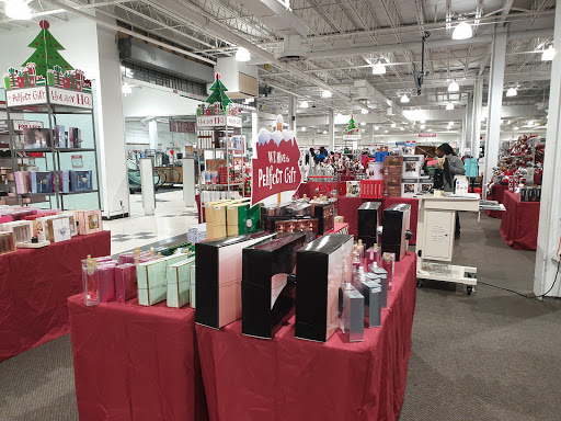 Clothing Store «Burlington Coat Factory», reviews and photos, 6200 Greenbelt Rd, Greenbelt, MD 20770, USA