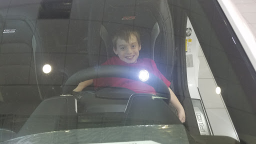 Chevrolet Dealer «Ed Bozarth #1 Park Meadows Chevrolet», reviews and photos, 8351 Parkway Dr, Lone Tree, CO 80124, USA