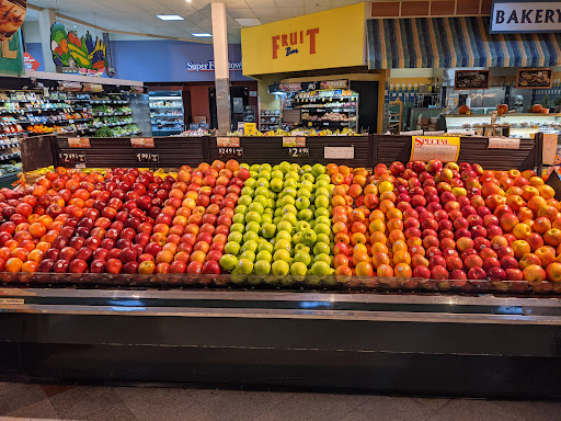 Grocery Store «Super Foodtown of Lake Hiawatha», reviews and photos, 435 N Beverwyck Rd, Lake Hiawatha, NJ 07034, USA