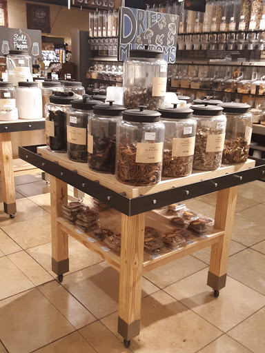 Supermarket «Giant Eagle Supermarket», reviews and photos, 22160 Center Ridge Rd, Rocky River, OH 44116, USA