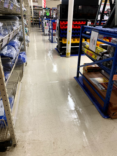 Hardware Store «Harbor Freight Tools», reviews and photos, 374 Mall Cir Dr, Monroeville, PA 15146, USA