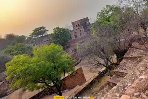 Mahendragarh Fort image