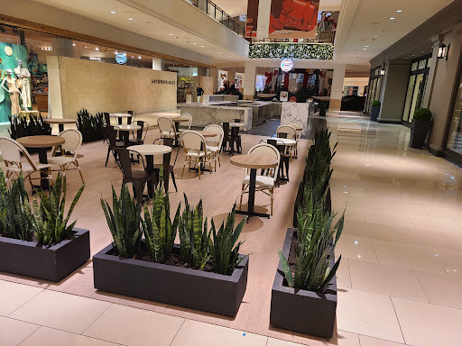 Shopping Mall «Aventura Mall», reviews and photos, 19501 Biscayne Blvd, Aventura, FL 33180, USA