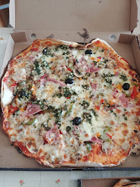 Plats et boissons du Pizzas à emporter Le Camion Pizza Royan ''Chez Pascal'' - n°5