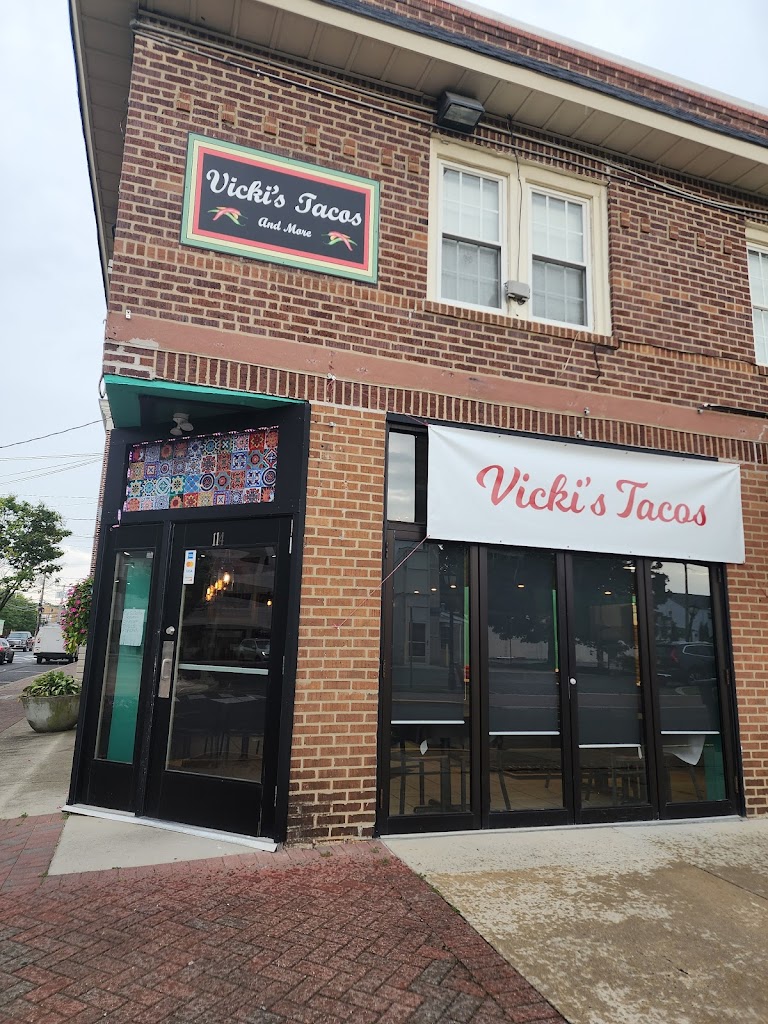 Vicki's Tacos And More 08028