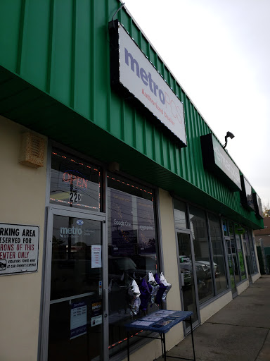 Cell Phone Store «MetroPCS Authorized Dealer», reviews and photos, 26 Hempstead Turnpike, Farmingdale, NY 11735, USA