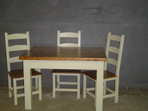 Green Woods Furniture