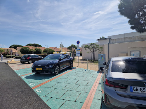 RÉVÉO Charging Station à Leucate