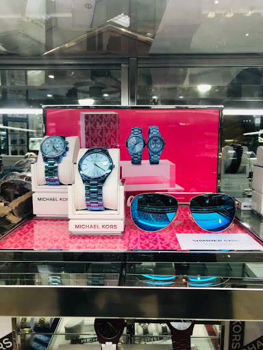 Sunglass Hut at Macy's